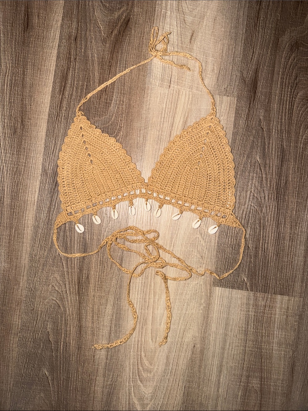 💛 BEIGE TAN CROCHET HALTER TOP SEASHELLS MEDIUM NWOT 💛